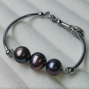 SOLD-Genuine Black Metallic Pearl Bracelet 6-8 inches